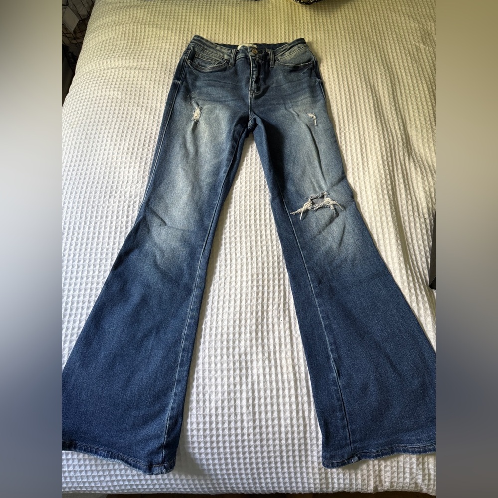 Vervet Distressed Flare Jeans 27/31